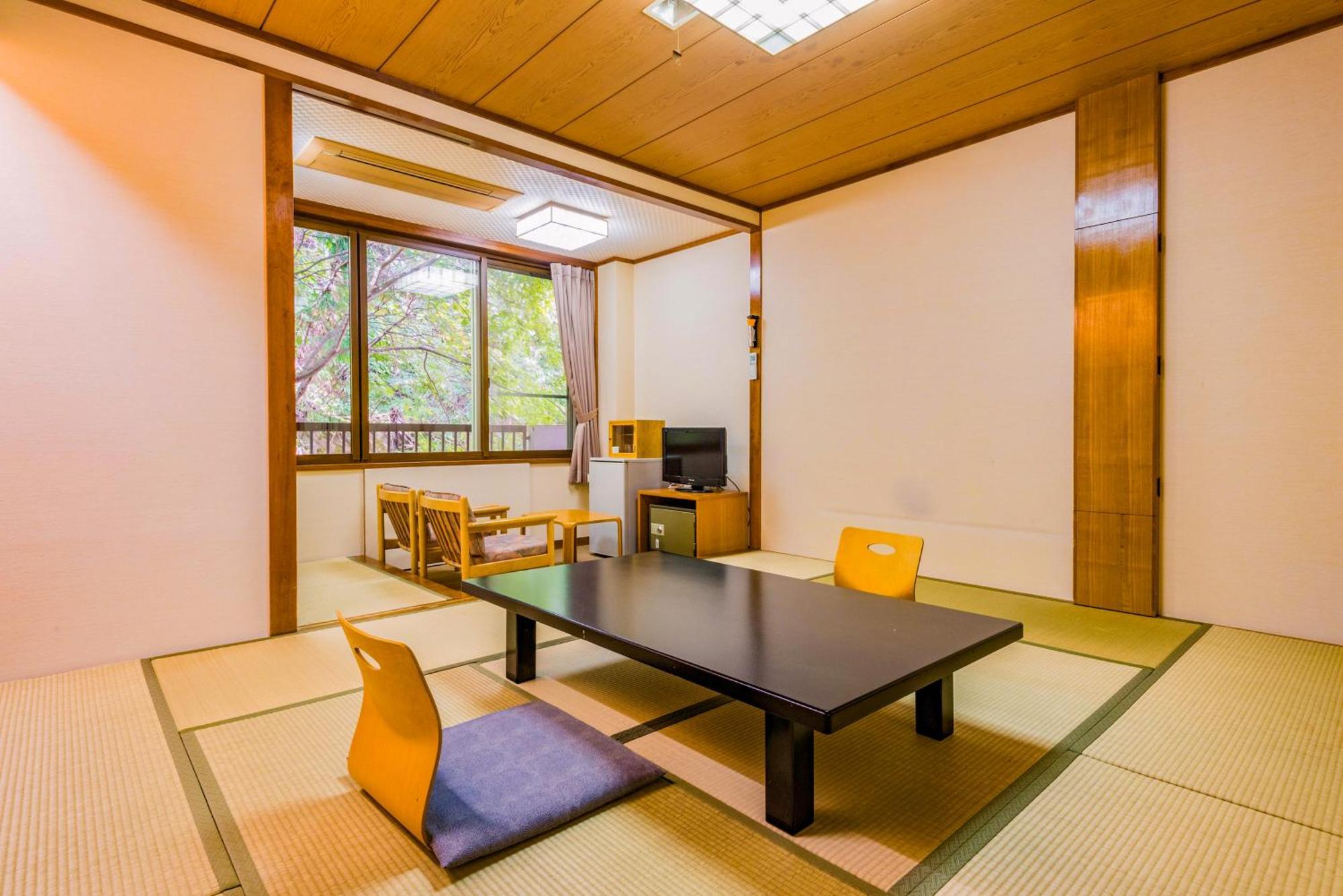 Ooedo Onsen Monogatari Ikaho Hotel Shibukawa Exterior photo