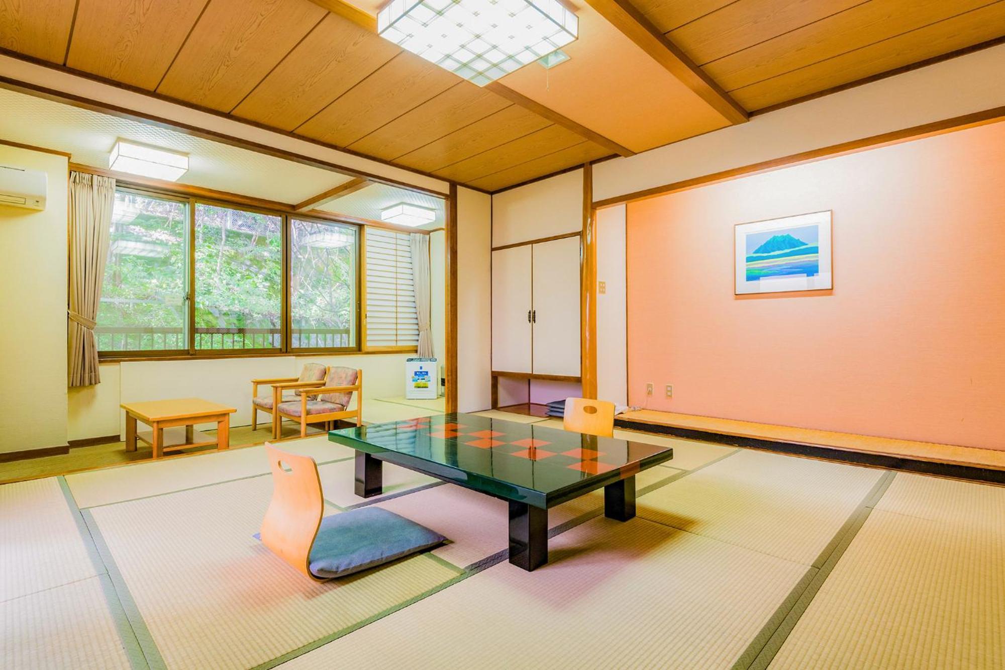 Ooedo Onsen Monogatari Ikaho Hotel Shibukawa Exterior photo